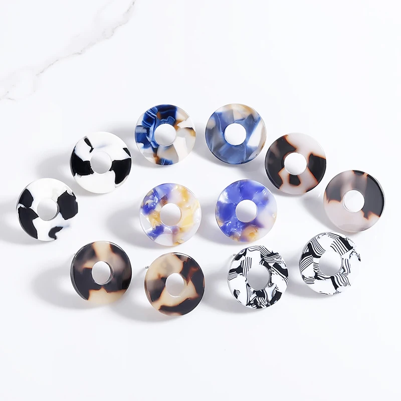 

New Fashion Jewelry Acrylic Geometric Round Small Stud Earrings For Women Statement Resin Leopard Earrings Tortoiseshell Brincos