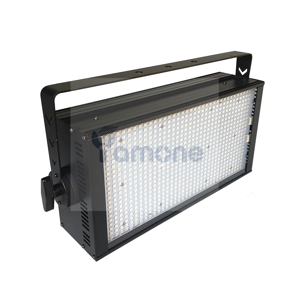 YM 792pcs Strobe 01
