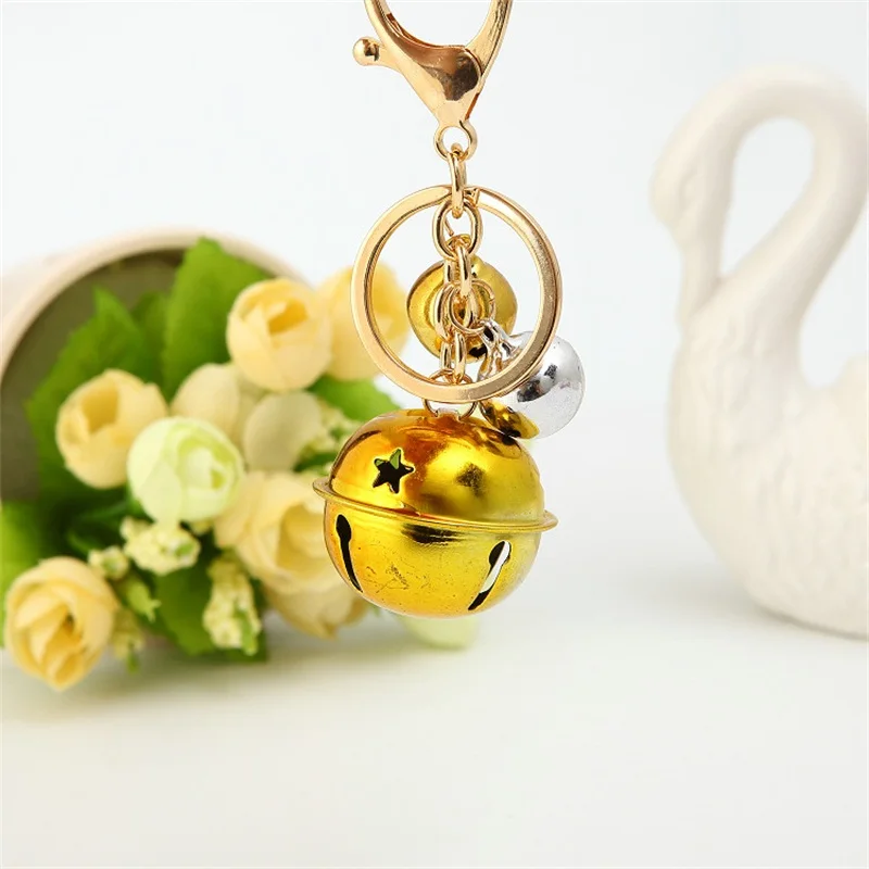 

Snoopying Cartoon Keychain Anima Keychain Bag Keychain Ring Car 3 Bells Cute White PVC Chaveiro Key Chain Friends Best Gift