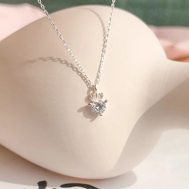 

Anenjery Simple Fashion Deer Elk Zircon Necklace For Women 925 Sterling Silver Clavicle Chain Necklace Christmas Jewelry S-N288