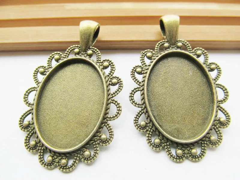 

20pcs Antique Bronze Oval Flower Base Setting Tray Bezel Pendant Charm/Finding,Fit 18mmx25mm Cabochon/Picture/Cameo