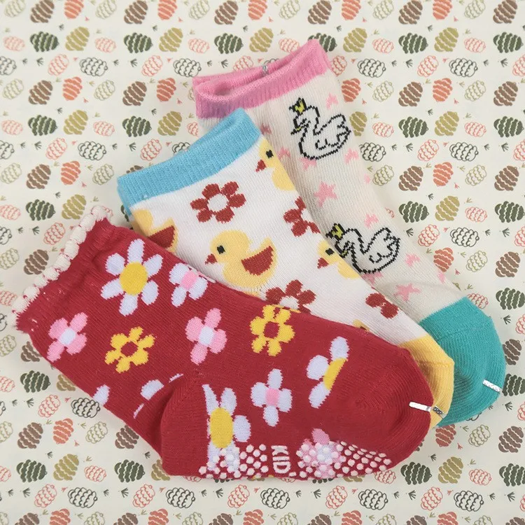 2299044782_1566436612