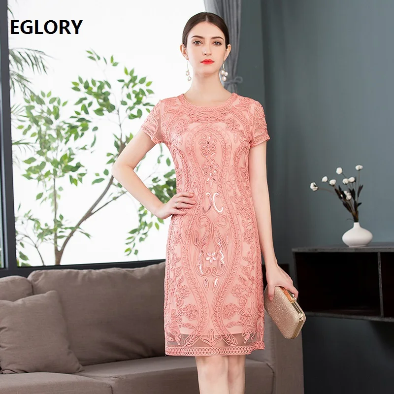

Hollow Out Embroidery Dress Plus Size 4xl Women O-Neck Allover Appliues Embroidery Short Sleee Bodycon Dress for Party Elegants