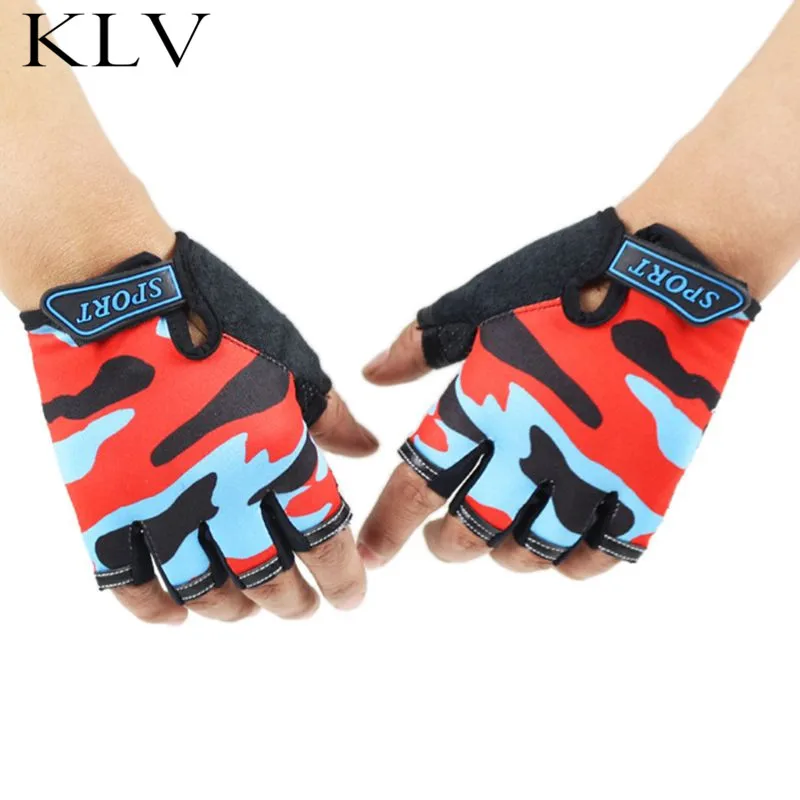 

Child Kids Camouflage Non-Slip Half Finger Cycling Gloves Breathable Fingerless Short Outdoor Sports Riding Wrist Length Mittens