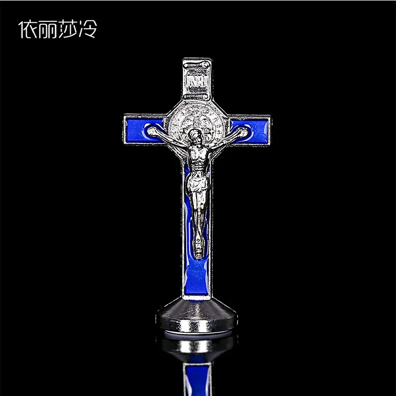 

Christ Jesus Cross Statue, Classic Jesus Cross Car Dashboard Ornament Statue, Catholic Statue Decoration. 8X4.5CM