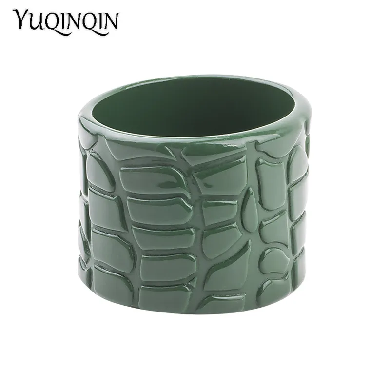 

Classic Resin Cuff Engraved Stone Fashion Bracelet Bangles for Women Acrylic Wide Big Bracelet Female Simple Charm Party Jewelry