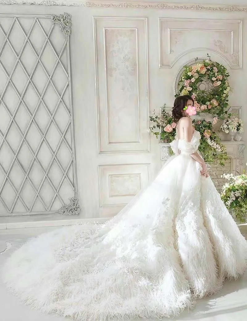 

Luxury Russian Ball Gown Princess Off-shoulder Flowers Ostrich Wedding Dress 2019 Long Bridal Dresses Abiti Da Sposa YW73