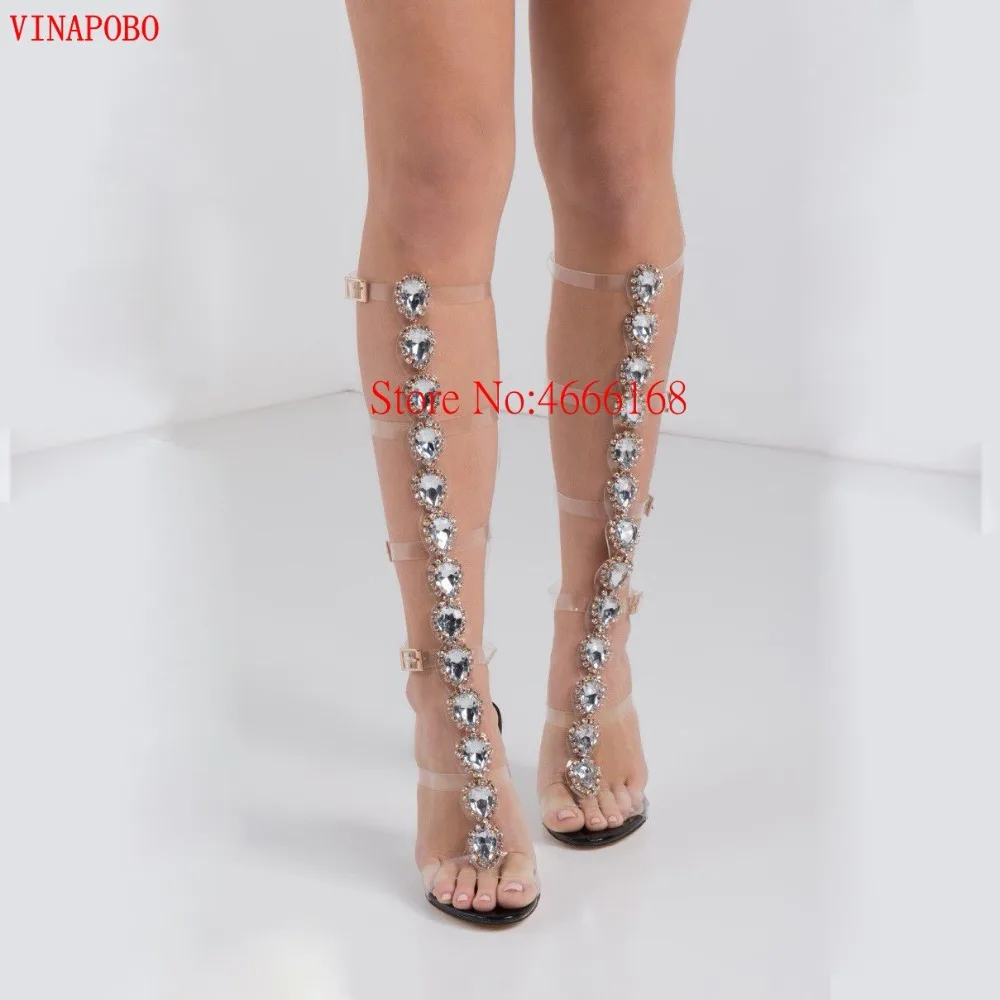 Vinapobo/прозрачные сандалии-гладиаторы с прозрачным украшением и стразами; высокие сандалии до колена; пикантные босоножки с ремешками и пряжкой на ремешке на высоком каблуке