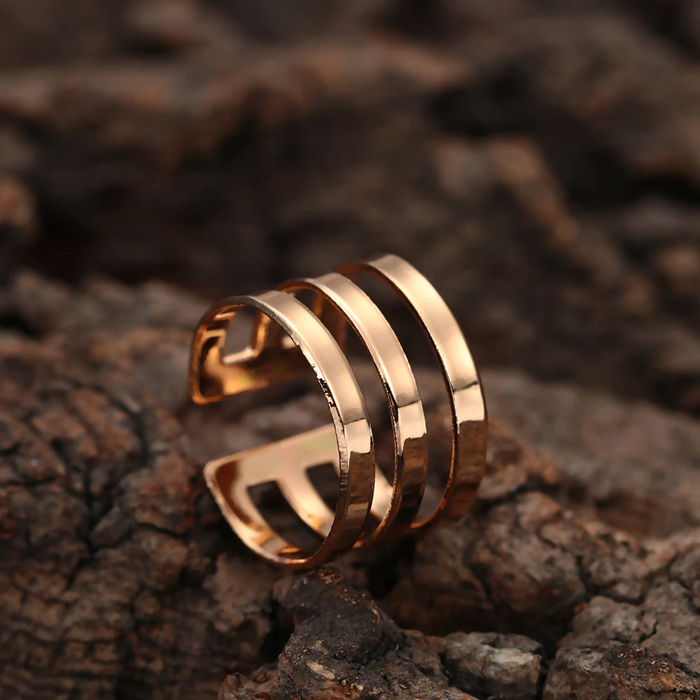 Line Rings