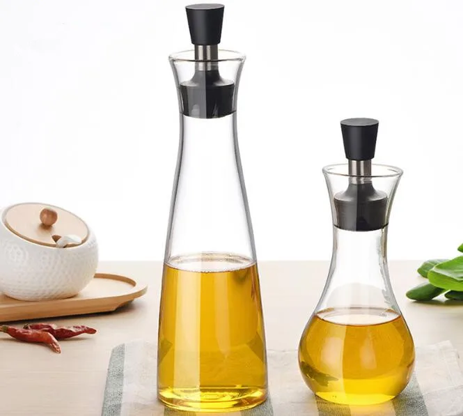 

1PC Kitchen Accessories High Borosilicate Glass Oil Dispenser Bottles Cruet Storage Pot Cooking Gravy Boats Pourer Spout OK 0659