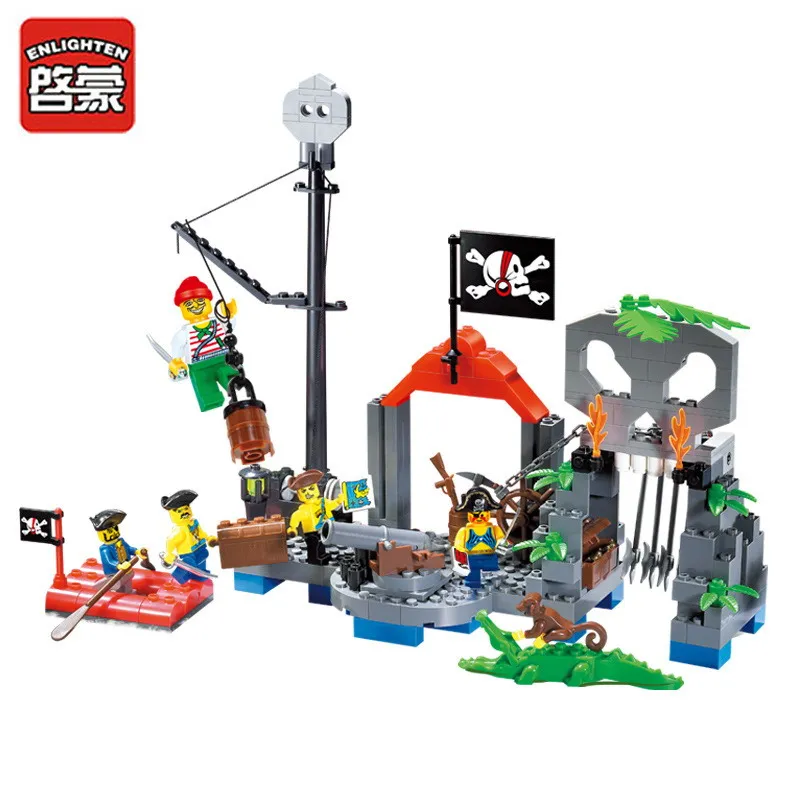

309 ENLIGHTEN Pirate Baot Pirate Super Ship SKELETON HAMLET Model Building Blocks Figure Toys For Children Compatible Legoe