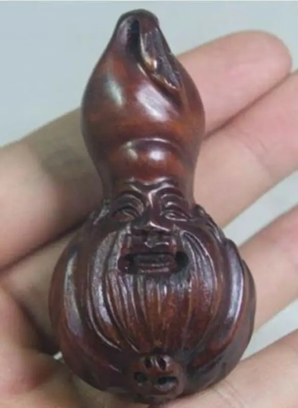 

China Rare Old Handwork Boxwood Carving Gourd Shape Calabsh Elder Netsuke