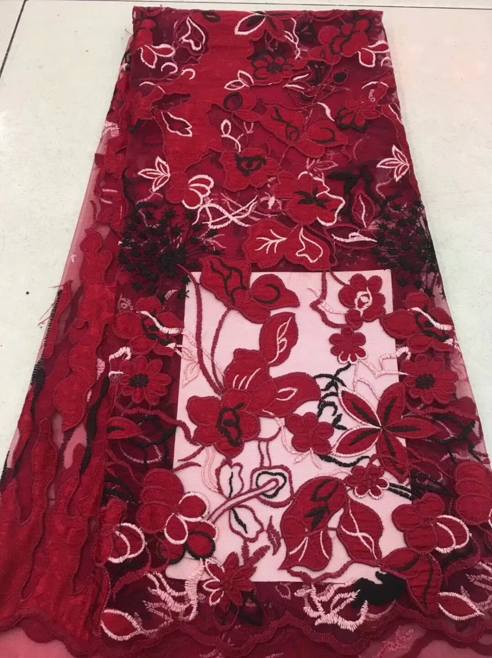 

The latest african net tulle lace fabric in special appliqued hollow design beautiful embroidered french lace dpj252