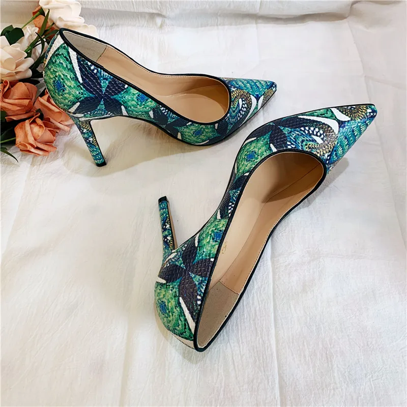 

Free shipping fashion women Pumps lady green printed snake Pointy toe high heels shoes size33-43 12cm 10cm 8cm Stiletto heeled