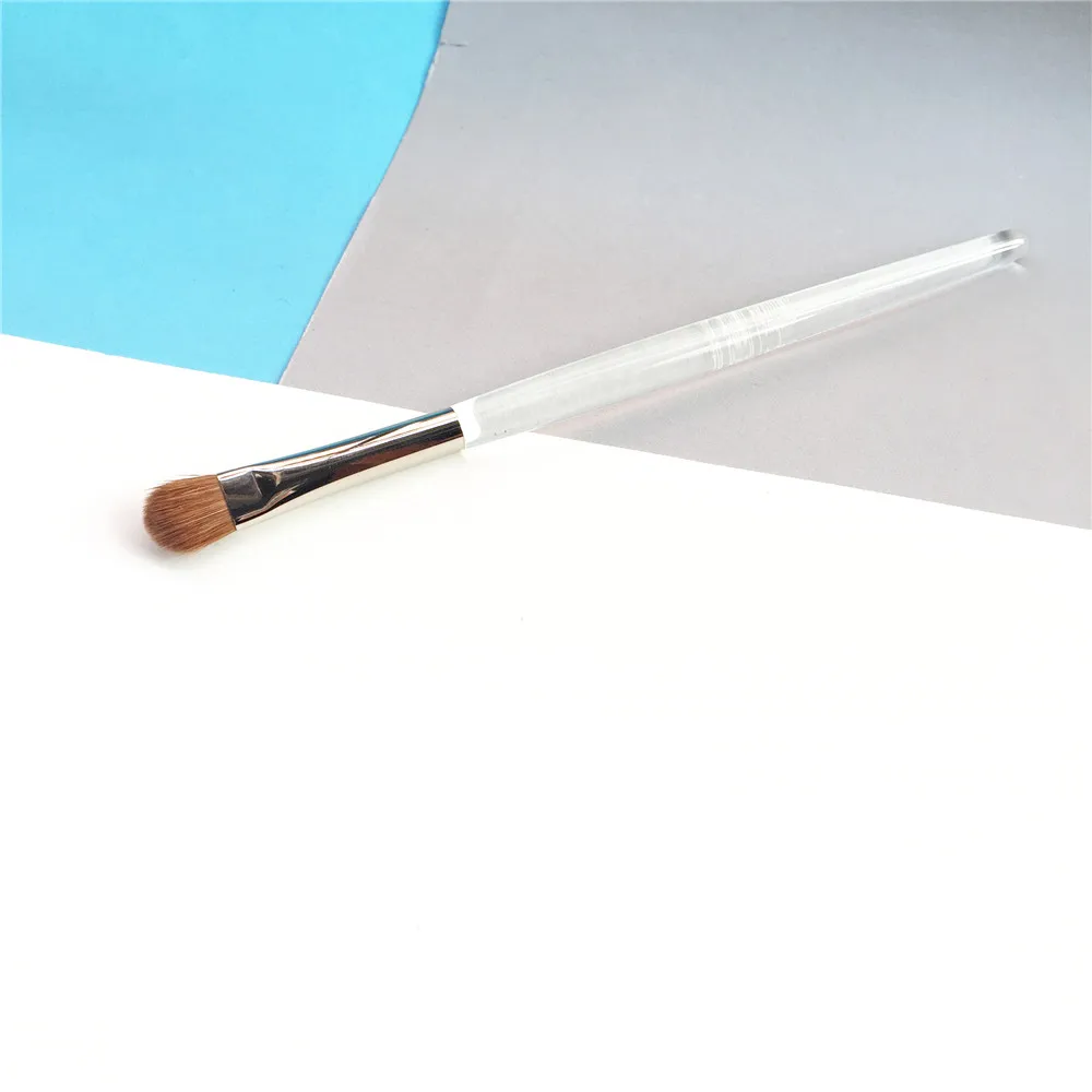Trish McEvoy Brush 19 Small Laydown Brush _ 2