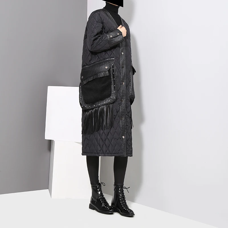 2018 Winter Women Oversize Long Black Parka Big PU Pocket With Fringes V Neck Female Warm Thick Jacket Coat manteau femme 3015