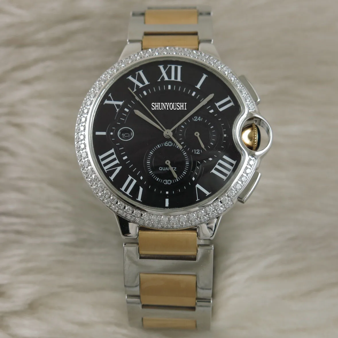 

WG05444 Mens Watches Top Brand Runway Luxury European Design Quartz Wristwatches