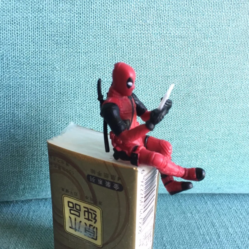 Deadpool-Action-Figure-Sitting-Posture-Model-Anime-X-Men-Mini-Doll-Decoration-Pvc-Collection-Figurine-Toys (5)