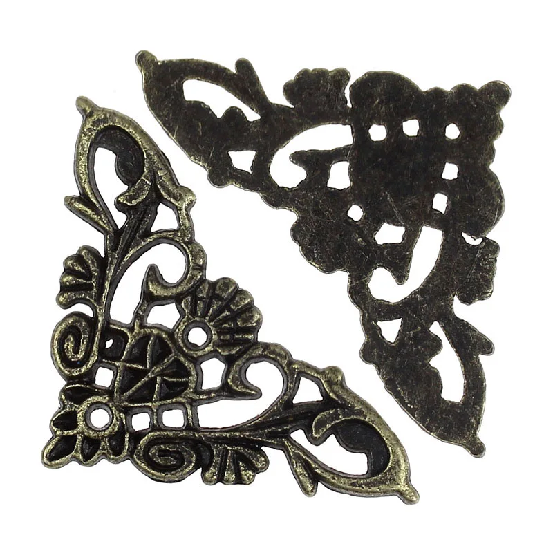 Embellishment-Findings-Triangle-Antique-Bronze-Hollow-Pattern-3-5cm-x-3-5cm-1000PCs (1)