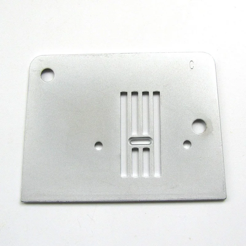 

1 PCS NEEDLE THROAT PLATE# V62003300 For Singer 1116 1120 1525 1748, 2250,Bernette 12 5BB5460