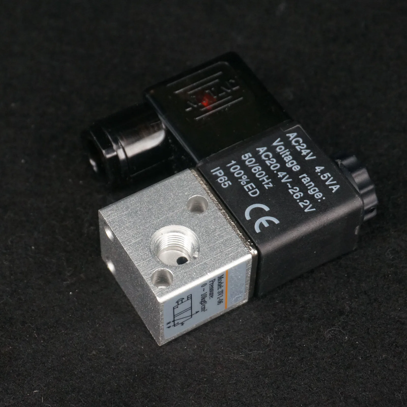 

AC24V 3V1-06 3 Port 2 Position 1/8" BSP Normally Closed Solenoid Air Valve Coil Led