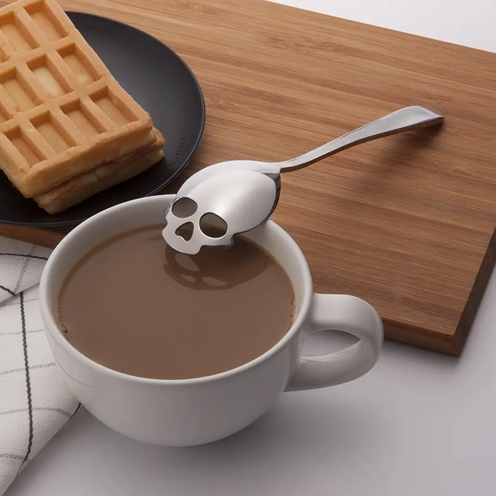 

Novelty Food Grade Stainless Tea and Coffee Stirring Spoon Sugar Spoon Skull Dessert Spoon Tea Spoon Tableware Halloween Gift