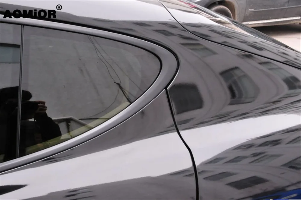 Gloss-Black-Vinyl-Wrap-Roll (8)