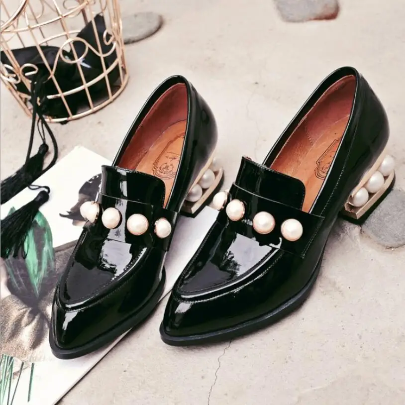 

2018 New European and American women fashion genuine leather pointed-toe pumps female slip-on pearl beading leather shoes