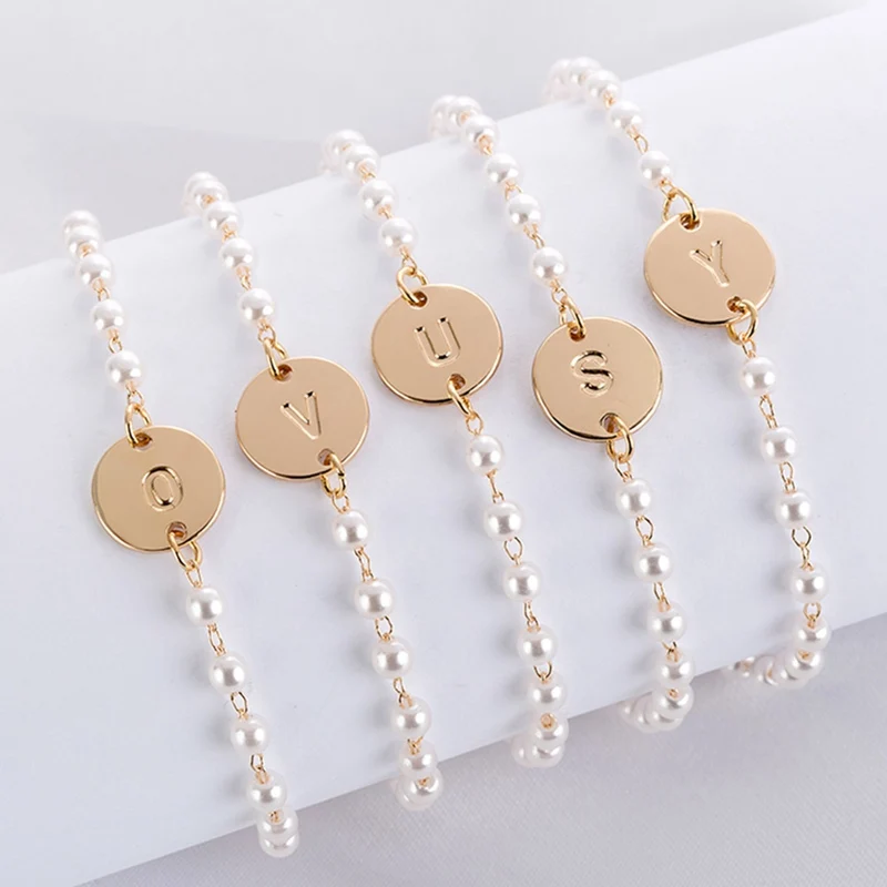 

Hot Golden Color Charming Chain & Link Letter Bracelet 26 English Letters Ladies Bracelet Fashion Jewelry Friends Name Gift