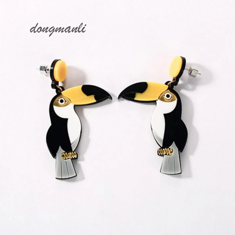 

W0178 Momo Toucan Birds Big Acrylic Statement Bird Parrot Earrings For Girls Punk hip-hop personality acrylic birds earrings