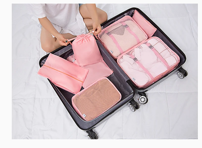 8933257076_1885106219