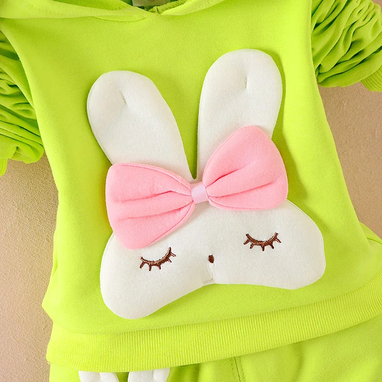 4512283745_330066675