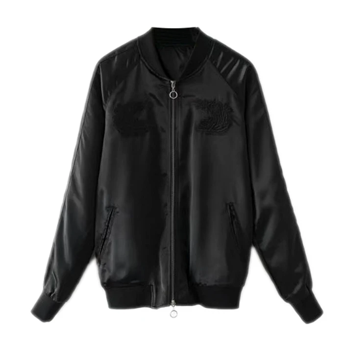 In the autumn of 2017 new black embroidery jacket zipper female small In the autumn of 2017 new black embroidery jacket zipper female small