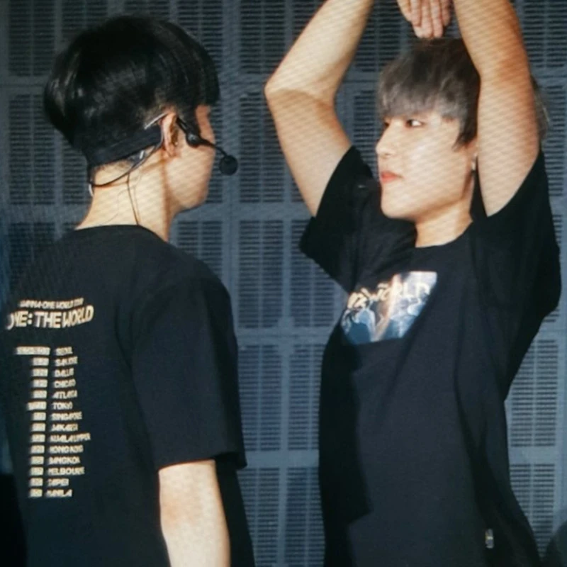 KPOP Wanna One men tshirt ONE THE WORLD Concert Fan Support Short sleeve unisex summer T-shirt causal Tee Tops New (3)