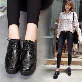 

WoMen Spring Autumn Fashion Height Increasing Wedges Lacing Serpentine Pattern Patent PU Leather Casual Single Shoes
