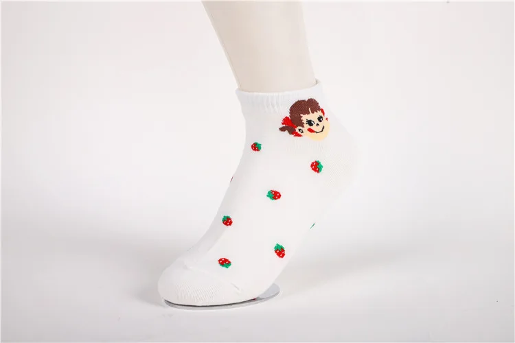 Cartoon fujiya fruit print socks peko poko strawberry banana peach pineapple cute funny women cotton sock spring autumn comfort