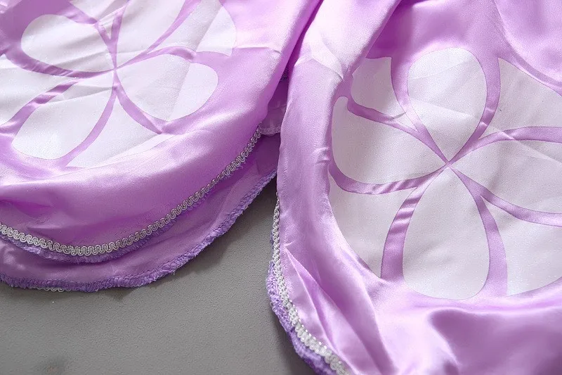 2270227345_1636833987 (2)