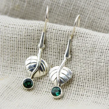 

S925 sterling silver earrings wholesale fashion retro classic long earrings elegant charm lady Earrings