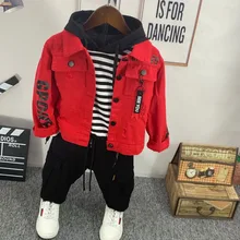 Весна-осень для маленьких мальчиков комплект одежды для малыша, джинсовая куртка+ джинсовые трикотажная кофта на молнии с капюшоном+ Штаны, хлопковые комплекты из 3 предметов для маленьких мальчиков Комплекты 2-6yrs комплект одежды для малыша