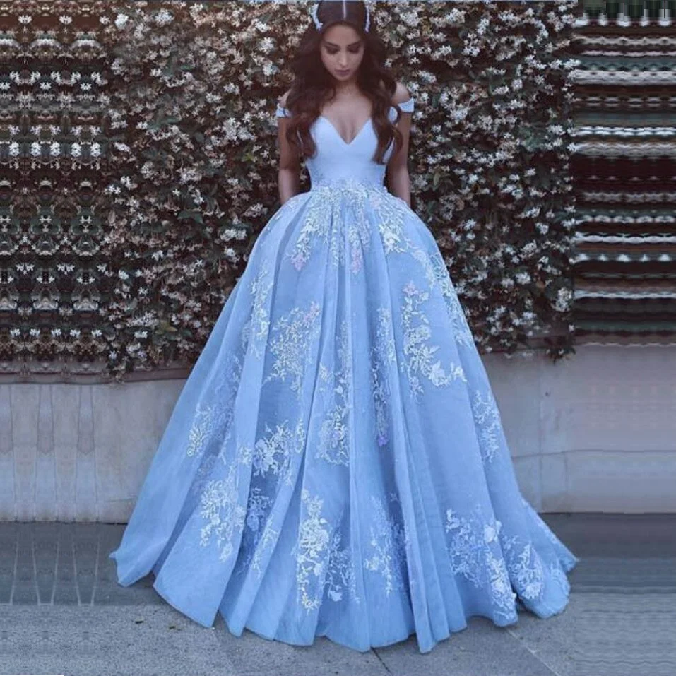 beautiful blue prom dresses