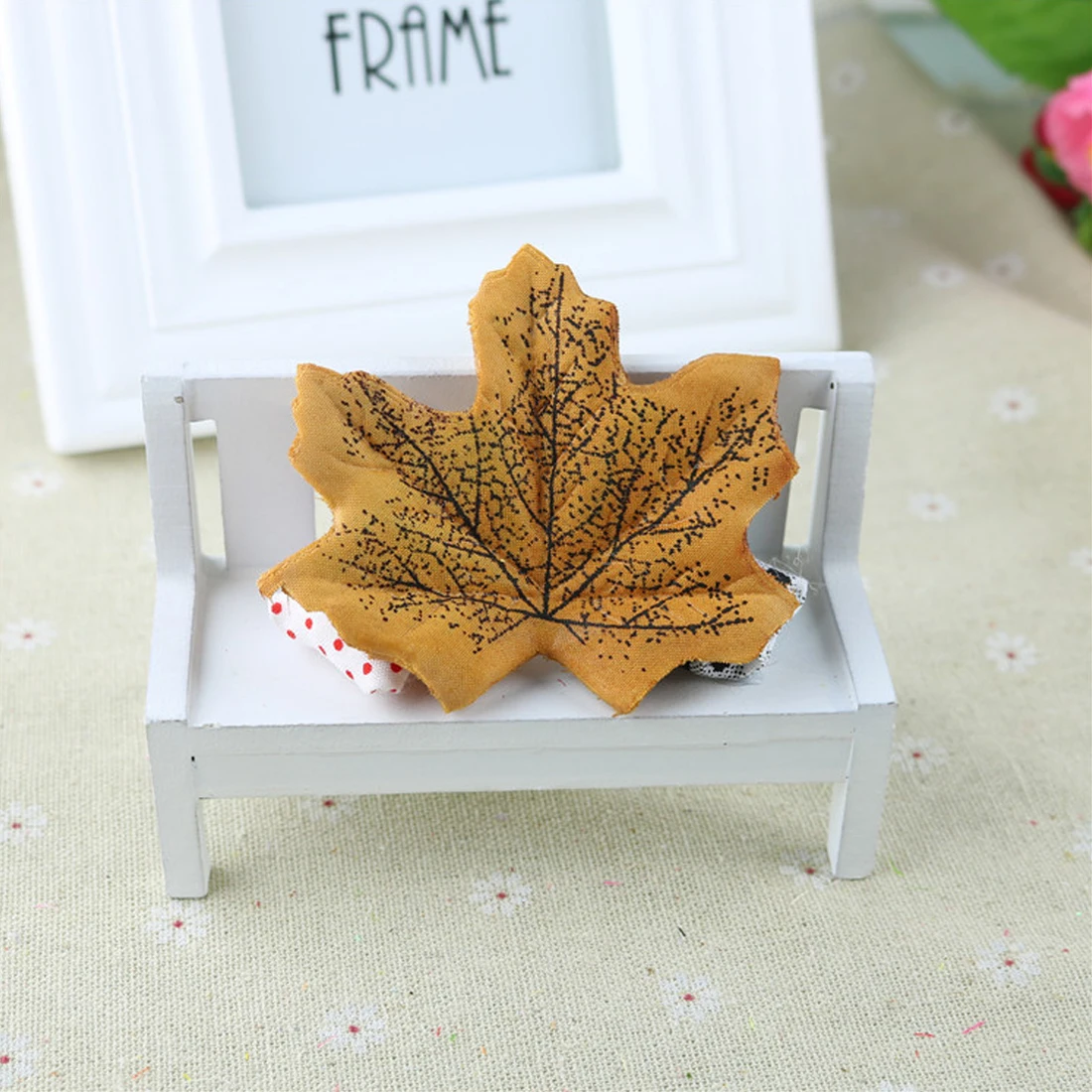 

Nice 100Pcs/lot Artidicial Silk Maple Leaves Multicolor Fake Fall Leaf For Art Scrapbooking Wedding Party Decoration Craft