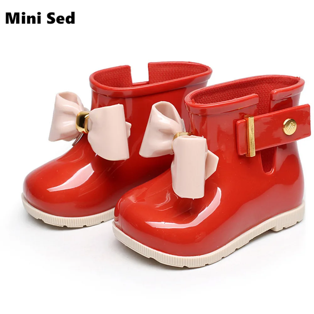 mini sed rain boots