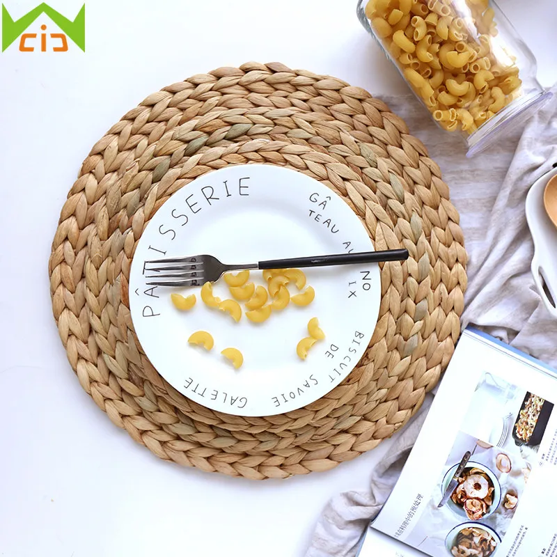 WCIC الطبيعي القش المفارش المنسوجة كوب الوقايات طاولة طعام الحصير الروطان شرب كوستر العزل ماتس اكسسوارات المطبخ