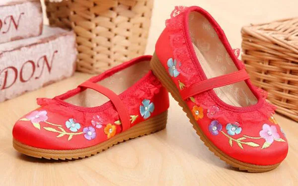 Обувь для девочек Мэри Джейн небольшой Цветочная вышивка кружево Китайская традиционная обувь принцессы в винтажном стиле обувь для танцев без каблука обувь для детей