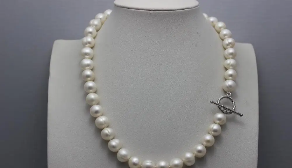 

Fresh water pearl necklace white nearround 10mm 17 alloy clasp