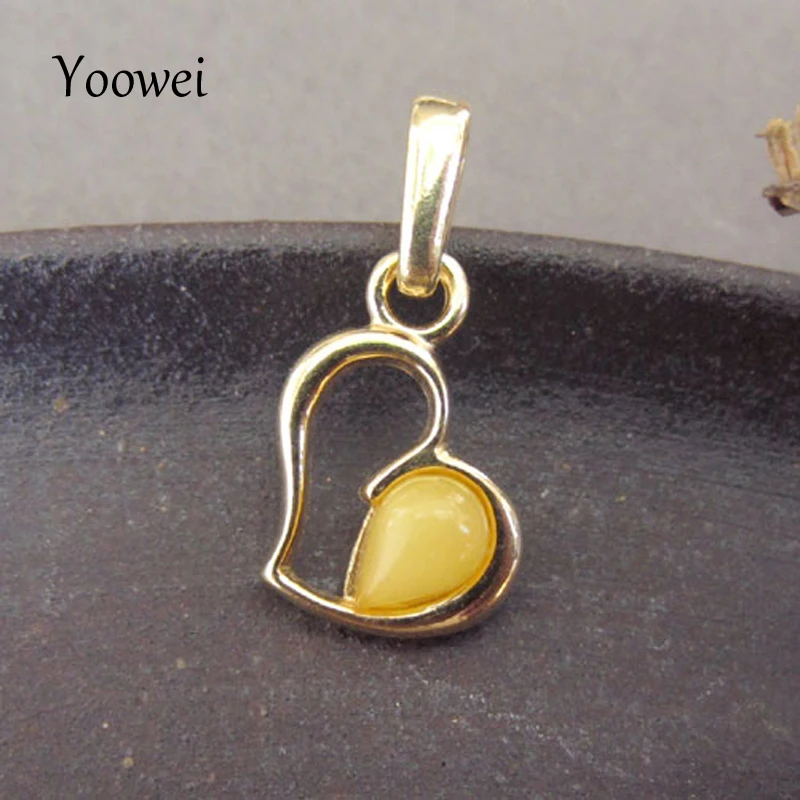 amber pendant (2)