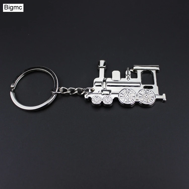 

New Personality Pendant Car Keychain Retro Locomotive Car Key Ring Holder metal relief Fashion creative Key Chain K1730