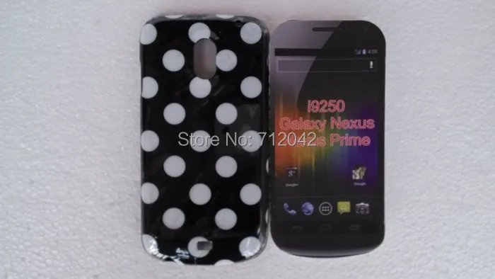 Samsung Galaxy Nuxus i9250 Polka Dots (3).jpg
