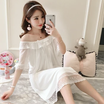 

RenYvtil European Medieval Sleepdress Female Sweet Mesh Bride Dress Summer Royal Princess Palace Lace Vintage Arab Nightgown