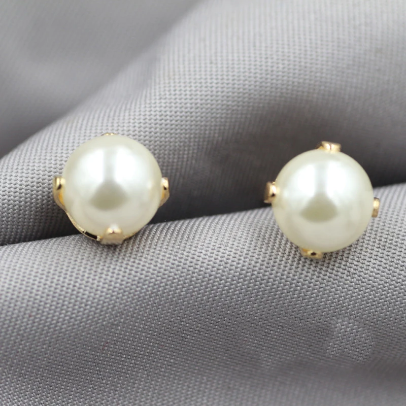 

New minimalist fashion pearl ladies earrings Red pearl lady jewelry ear accessories 2018 Lovely romantic gift